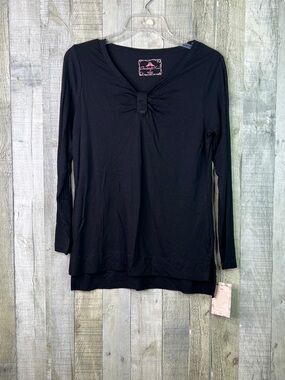 Good Night Kiss Small Long Sleeve V-Neck Sleep Shirt